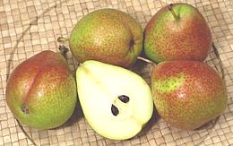 Forella Pears whole and cut