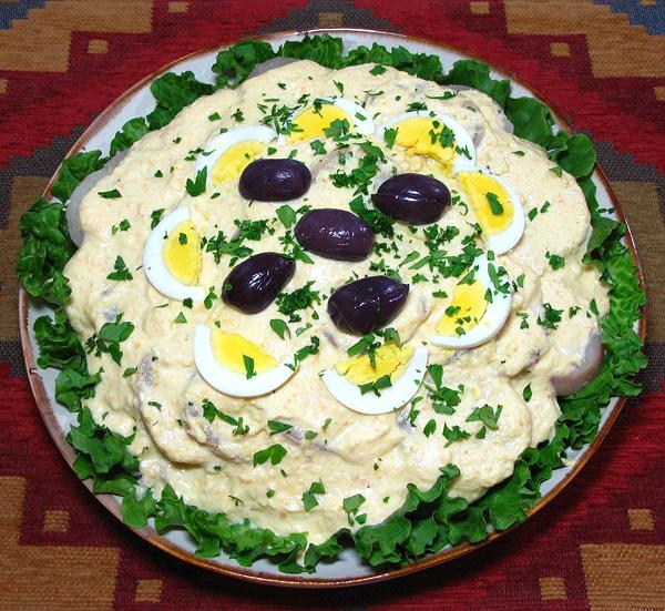 Platter of Potatoes with Cheese Sauce>
<br class=cll></p>

<hr class=