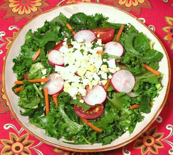 Bowl of Mixed Greens Salad