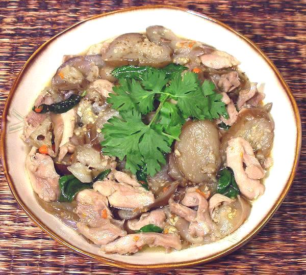 Dish of Chicken with Eggplant