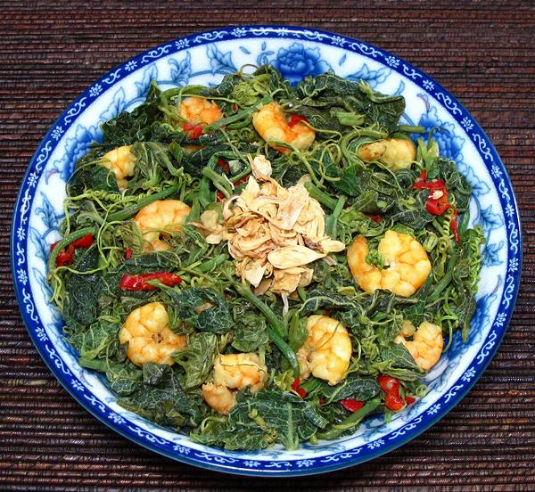 Dish of Shrimp with Chayote Greens