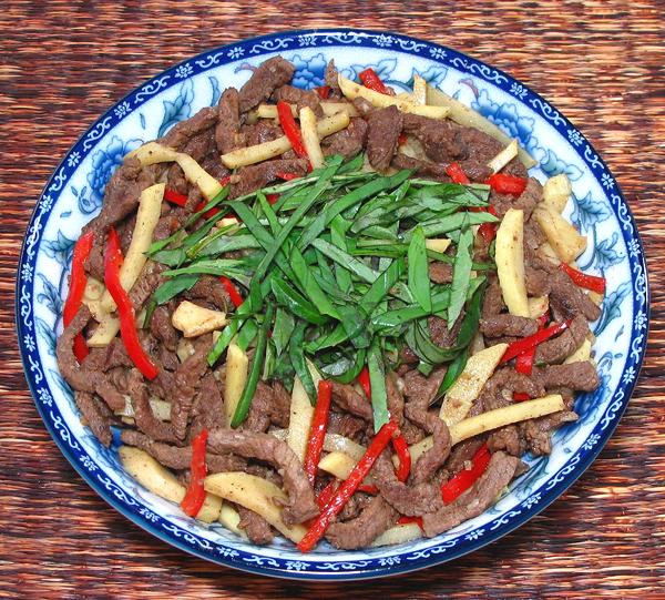 Dish of Beef with Bamboo