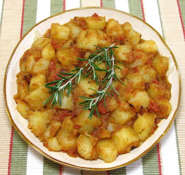 Dish of Potatoes with TomatoesServing
