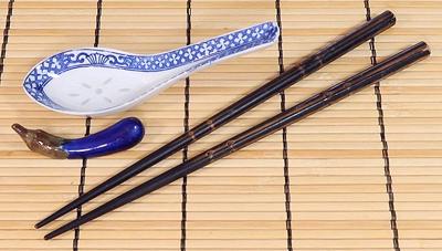  Chopsticks, Rest & Spoon