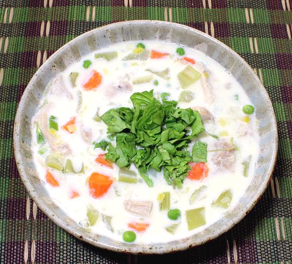 Bowl of Chicken Skink