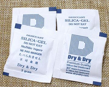 Packets of Silica Gel Dessiccant