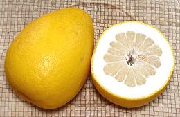 Whole and Cut Chinese Pomelos