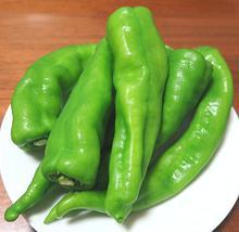 Fresh Green Manganji Chilis