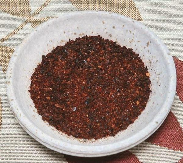 Tiny Dish of California Chili Sprinkle