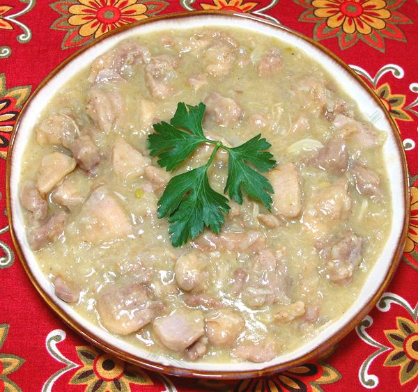 Bowl of Chicken in Onion Sauce