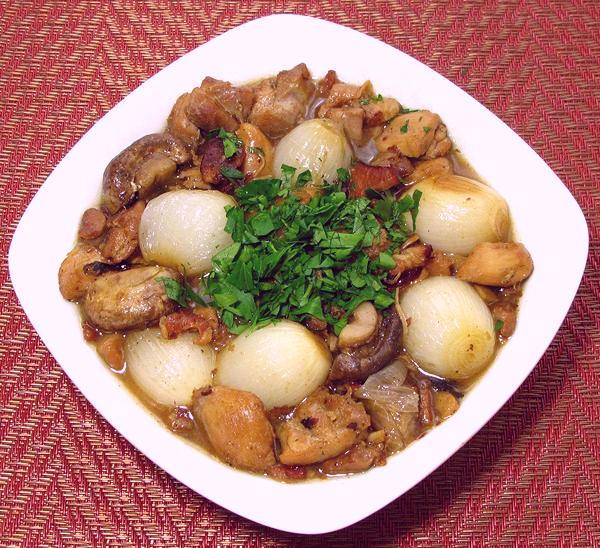 Dish of Stewed Chicken or Rabbit