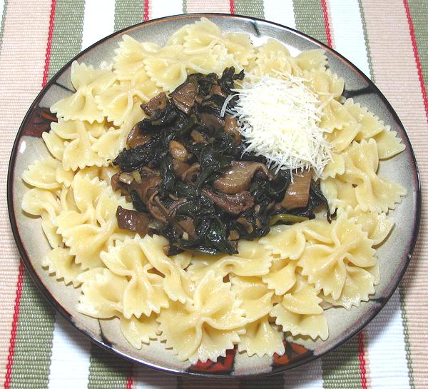 Dish of Pasta with Spinach & Mushrooms